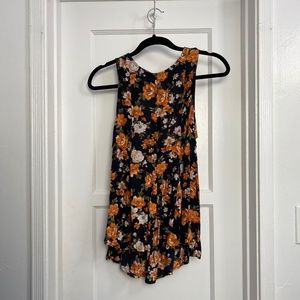 American Eagle Floral Tunic Top